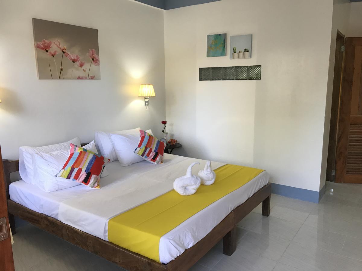 Neptune Diving Resort Moalboal Ngoại thất bức ảnh