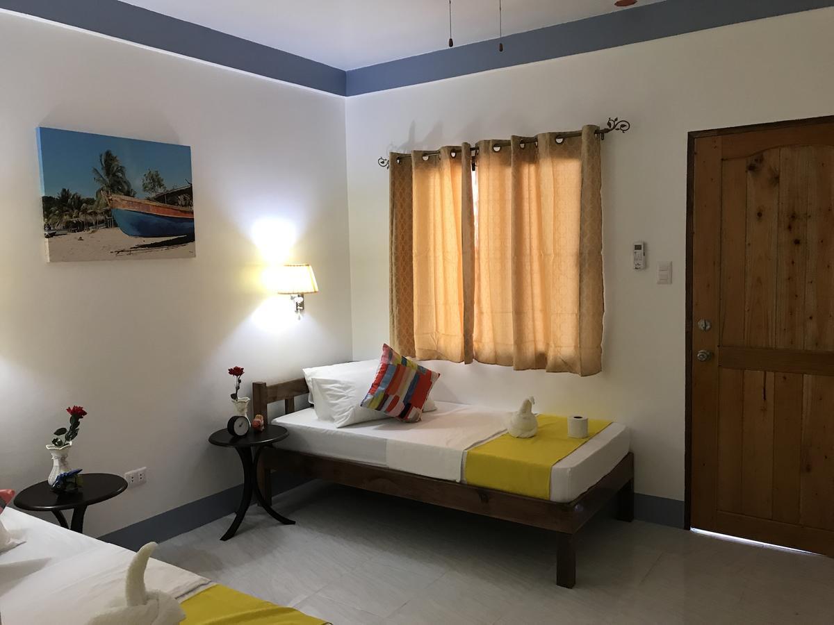 Neptune Diving Resort Moalboal Ngoại thất bức ảnh